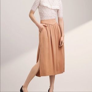 Aritzia Wilfred Gabrielle Skirt